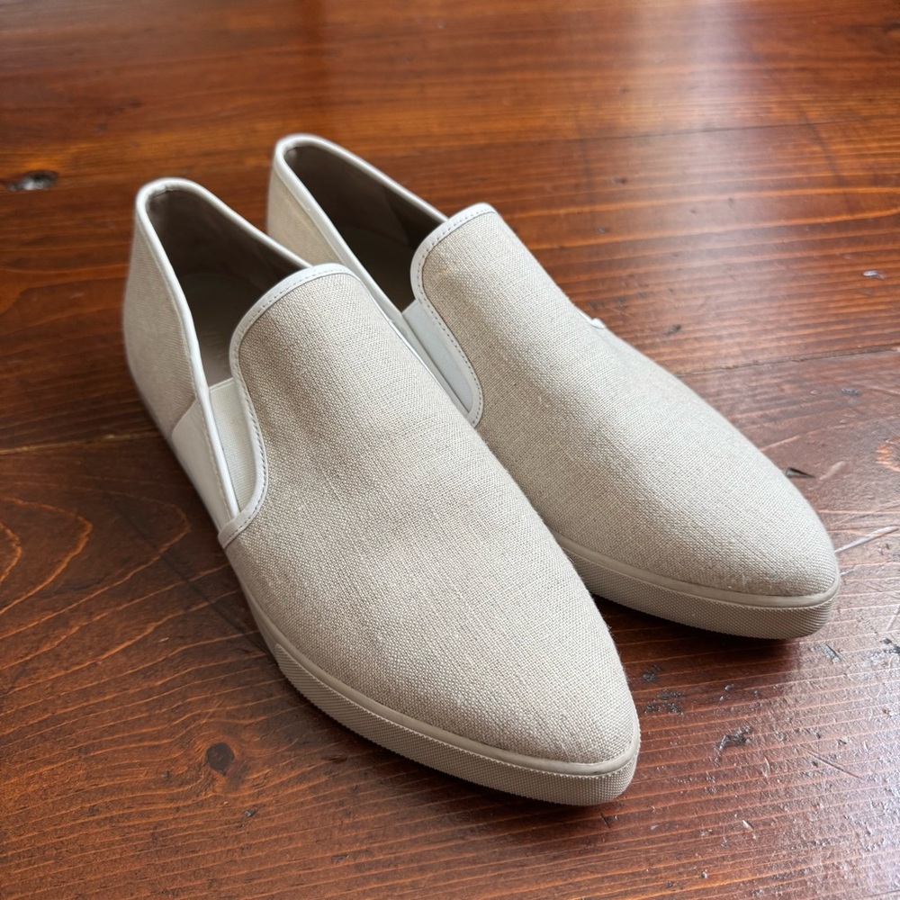 VINCE Phalen Pointed-toe‎ Slip On. Size 9.5